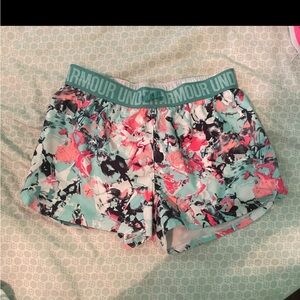 Under Armour Shorts. Very comfy and cute! Size YL.